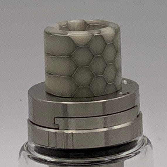810 Drip Tip - Wide Bore with screen Cobra design V17 Vape Accessories 810 Drip Tip White Cobra