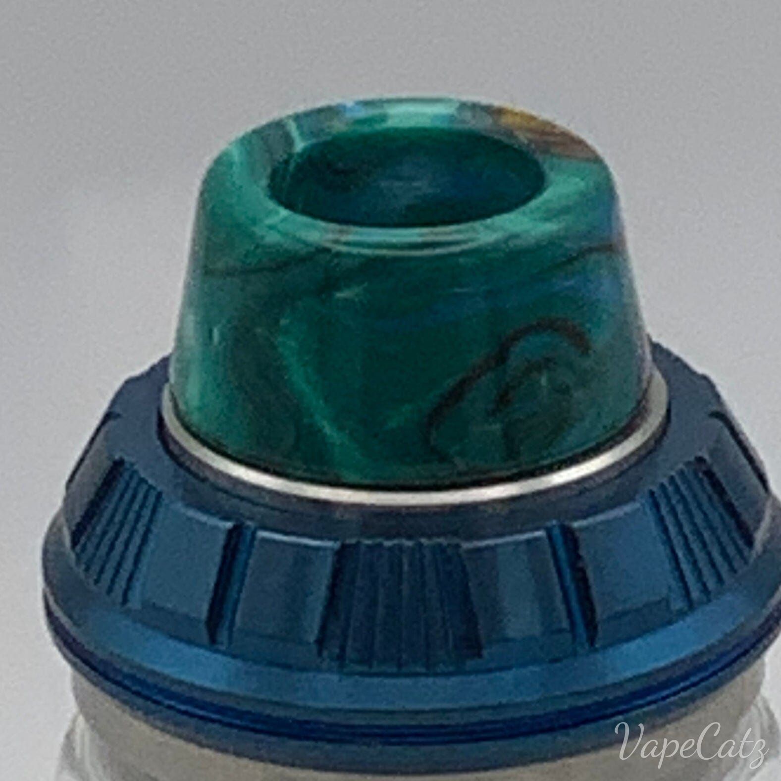 810 Short Resin Drip Tip C6 Vape Accessories 810 Drip Tip Green with Gold Swirls