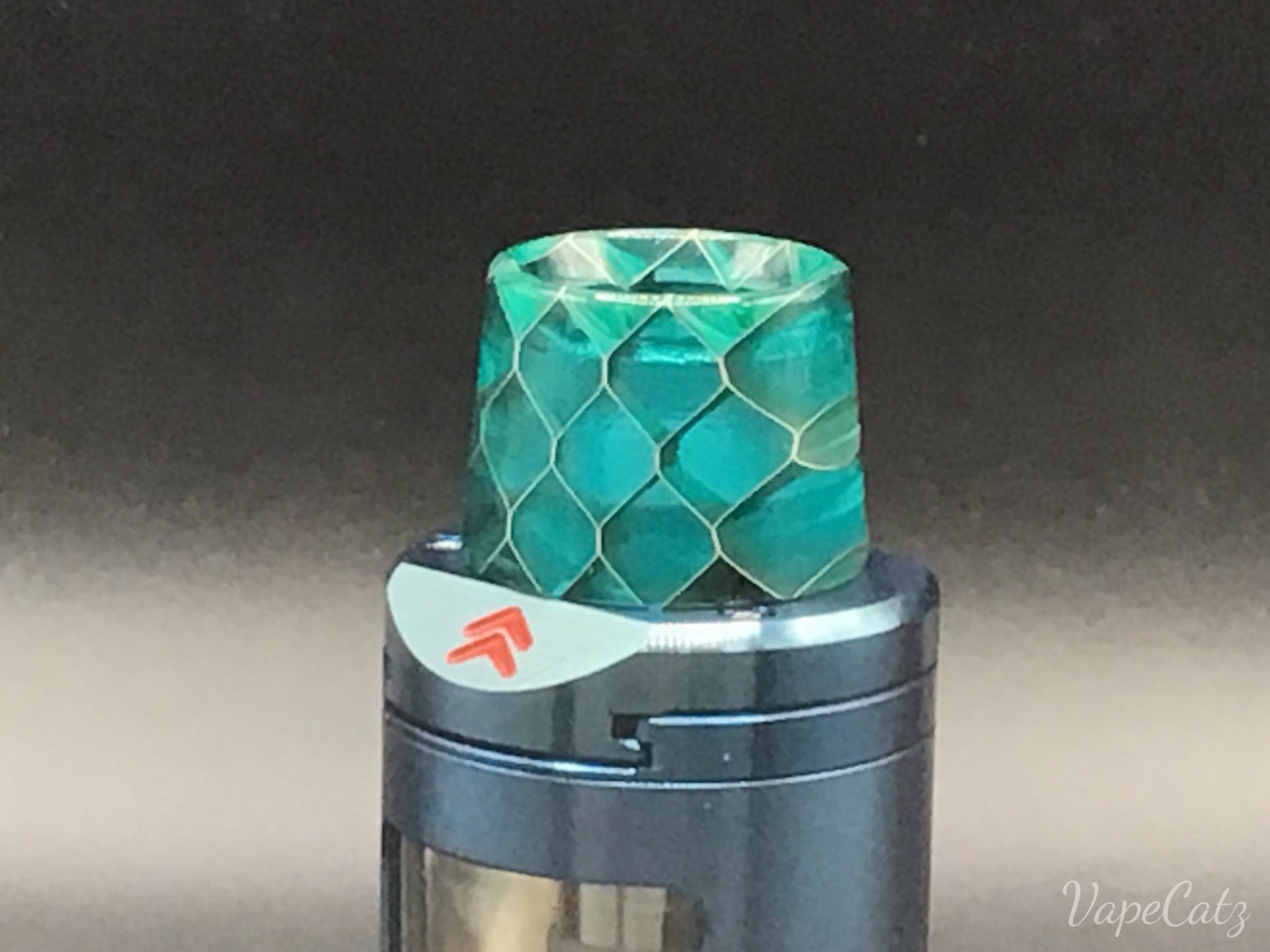 510 Large Honeycomb Wide Bore Drip Tip or Mouth Piece F5 510 Large Honeycomb Wide Bore Drip Tip or Mouth Piece F5